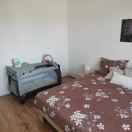Apartman Varea Ližnjan Εξωτερικό φωτογραφία