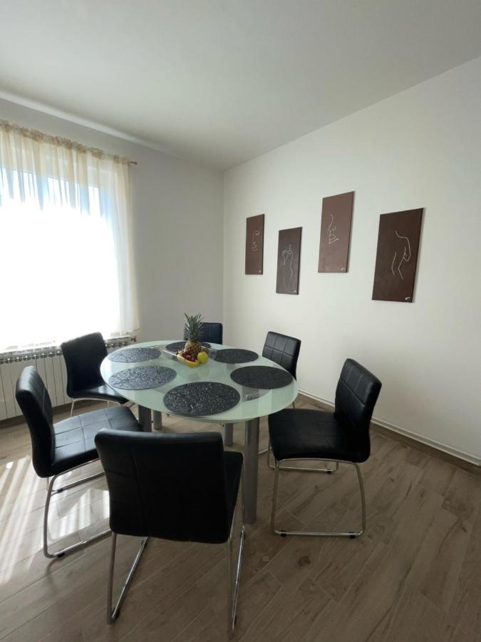 Apartman Varea Ližnjan Εξωτερικό φωτογραφία