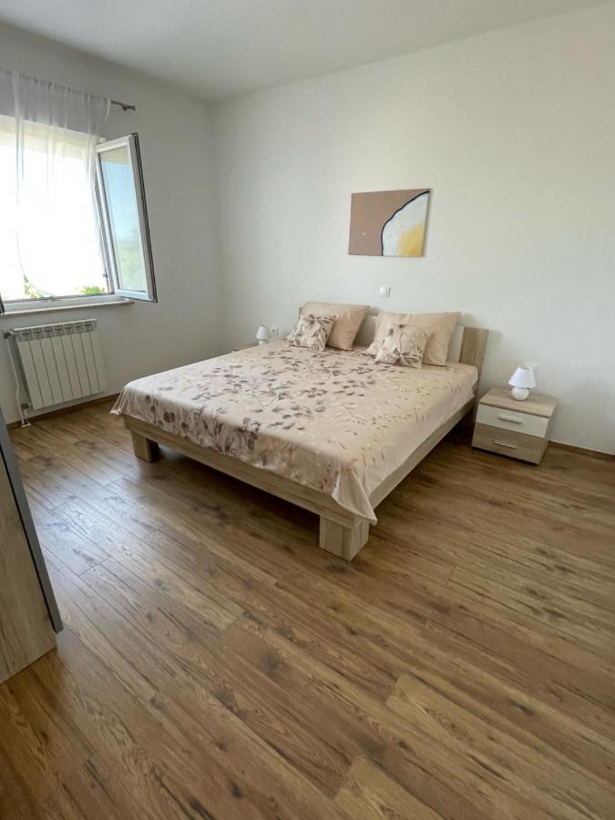 Apartman Varea Ližnjan Εξωτερικό φωτογραφία