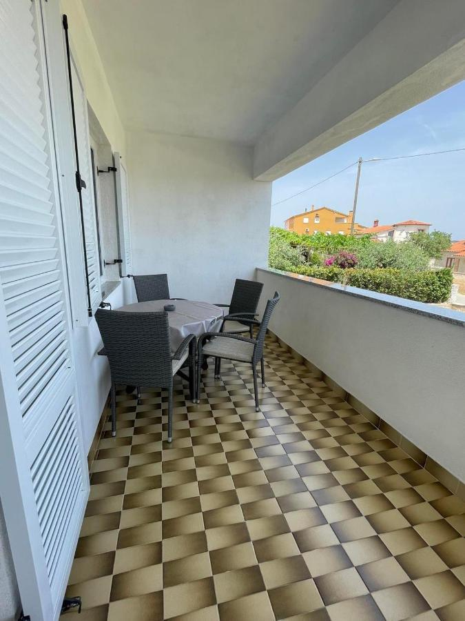 Apartman Varea Ližnjan Εξωτερικό φωτογραφία